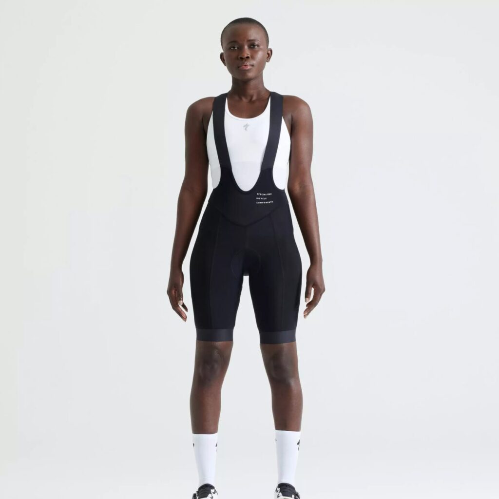 FOUNDATION BIBS KVK SVART